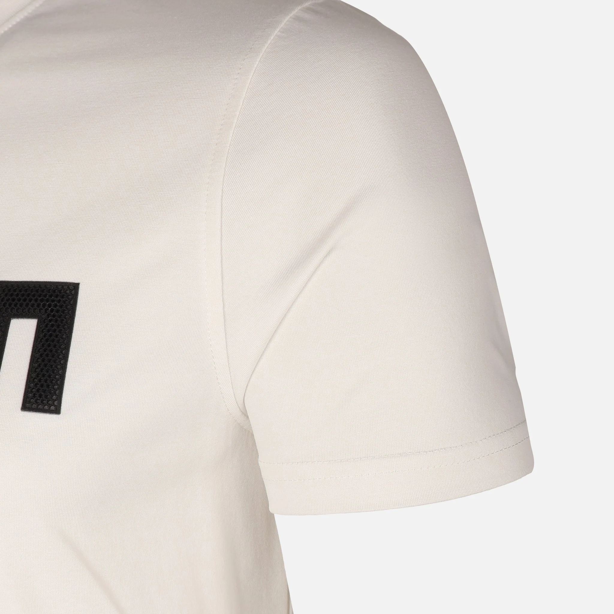 Men Basic T-Shirt Round Neck - Image 5