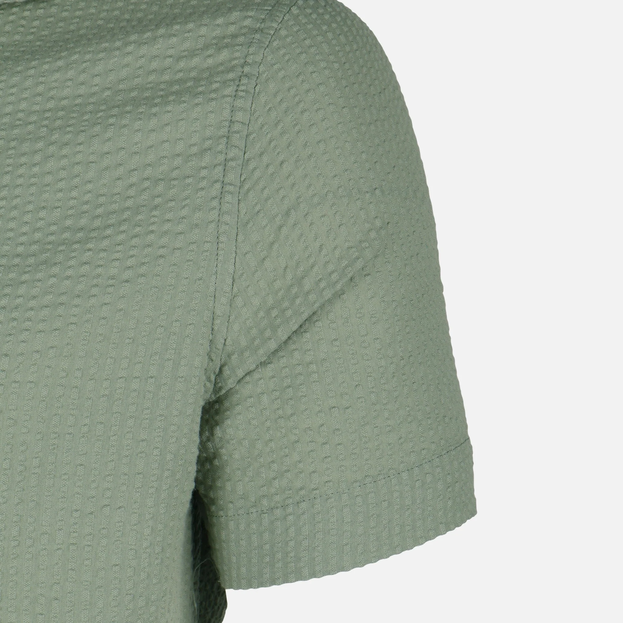 Men Short Sleeve Open Collar Seer Sucker Shirt - Image 5