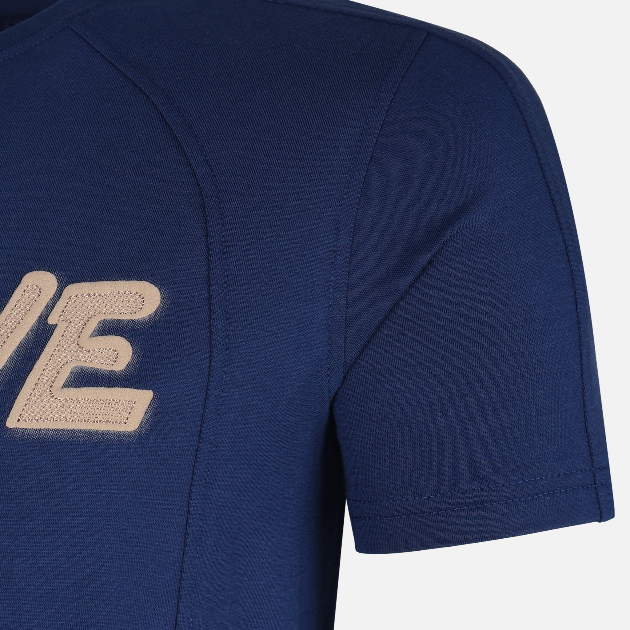 Men T-Shirt Round Neck - Image 5