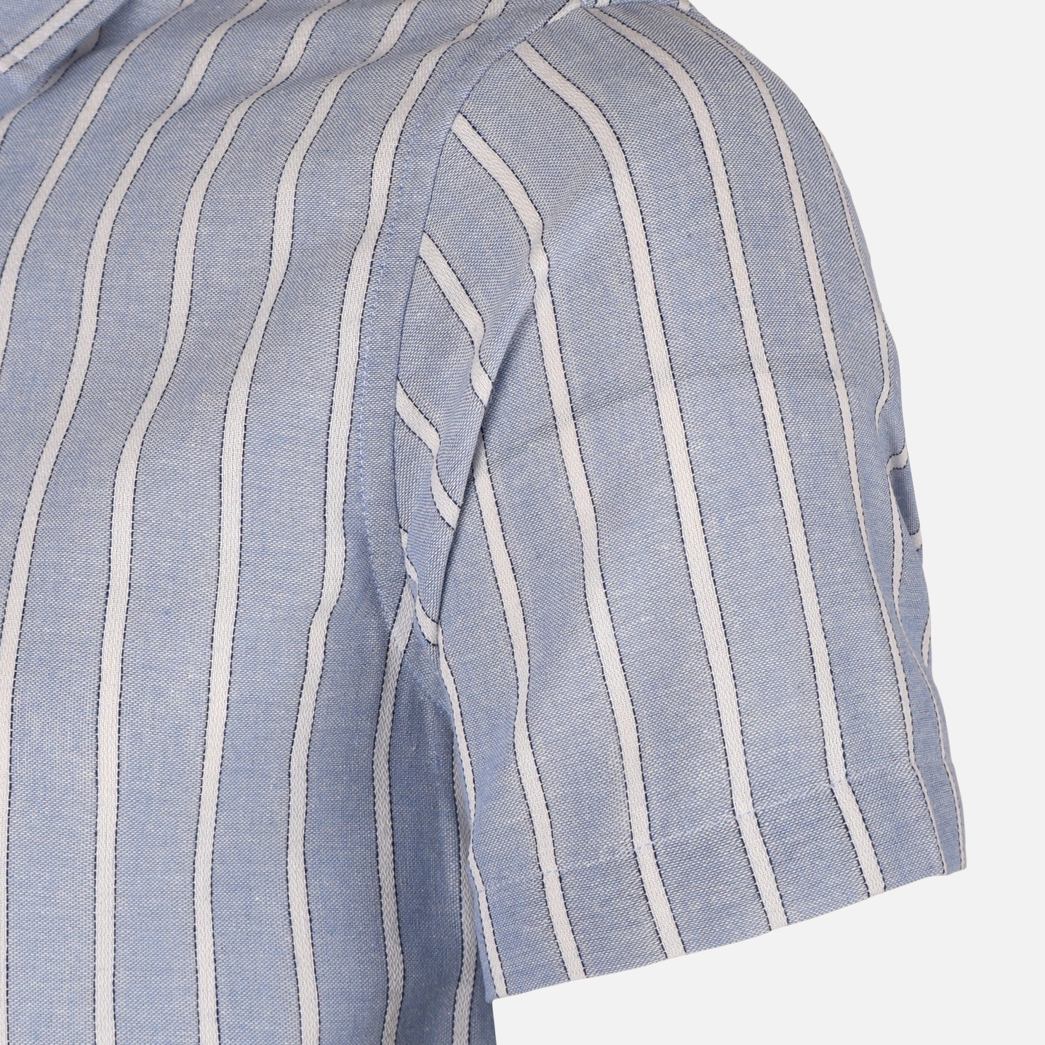 Men Woven Short Sleeve Shirt - Image 4